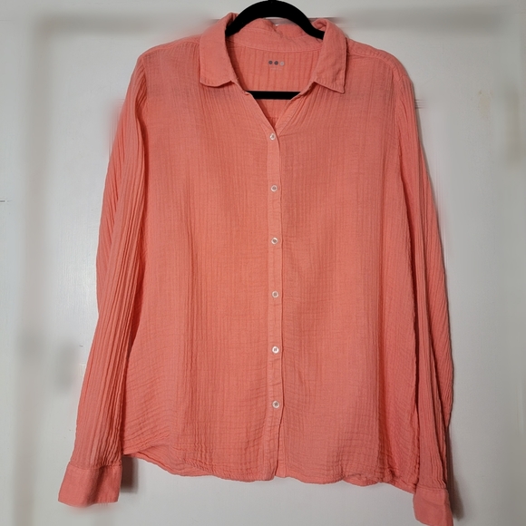 Three Dots Tops - Three Dots 100% Cotton Button Down, Size L